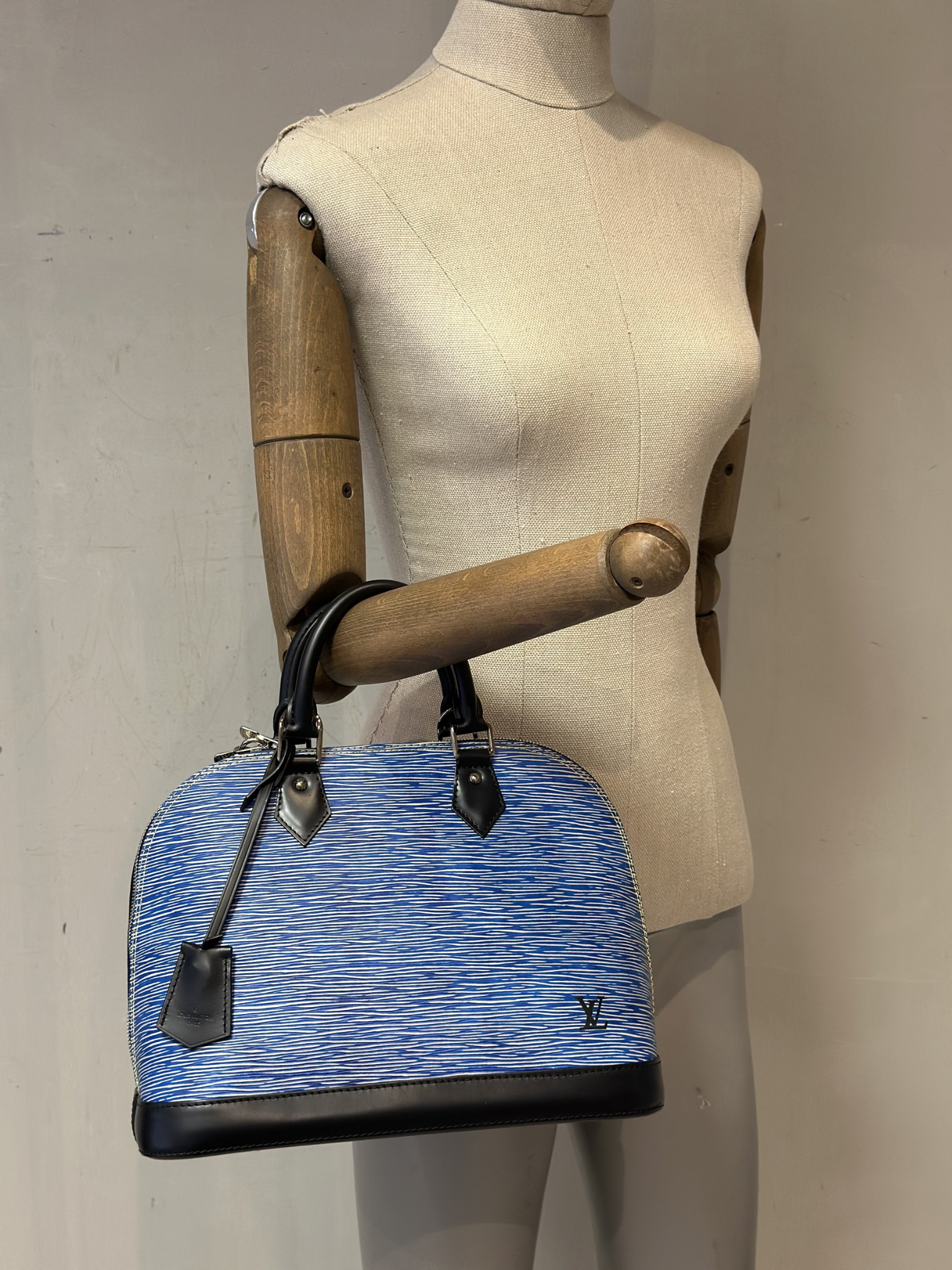 Cartera de Mano Louis Vuitton Alma PM Cuero Epi