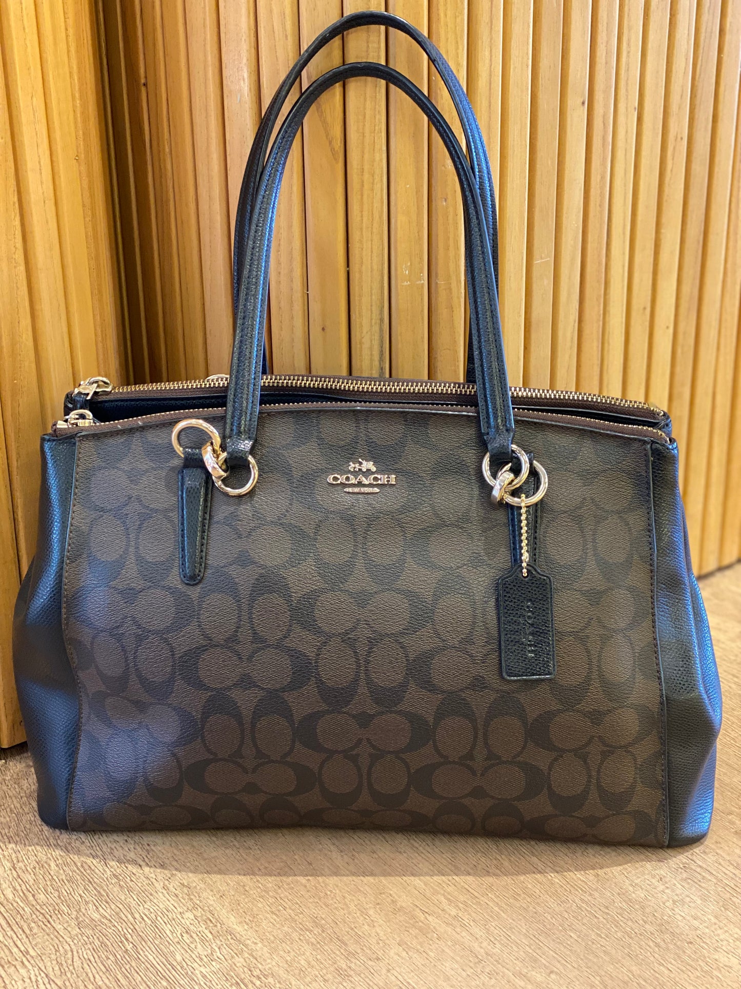 Cartera Coach Christie Monogram