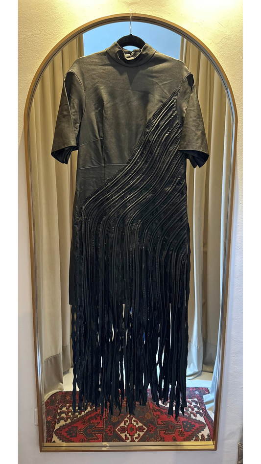 Vestido Negro de Cuerina Ilse Jara (M)