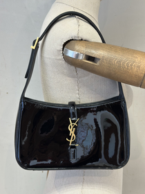 Cartera de Charol Yves Saint Laurent Le 5 Á 7