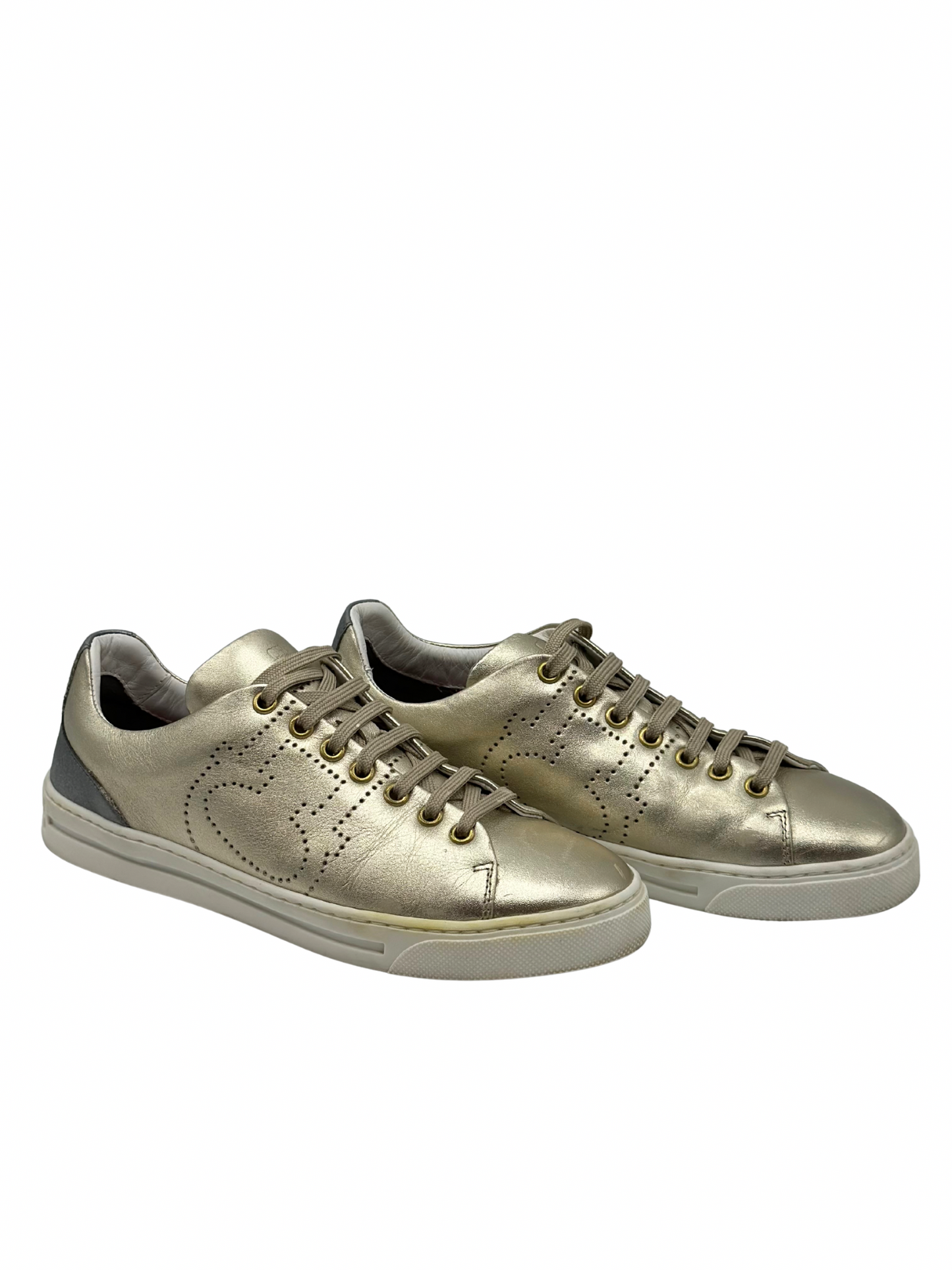 Champion Dorado Carolina Herrera (39)