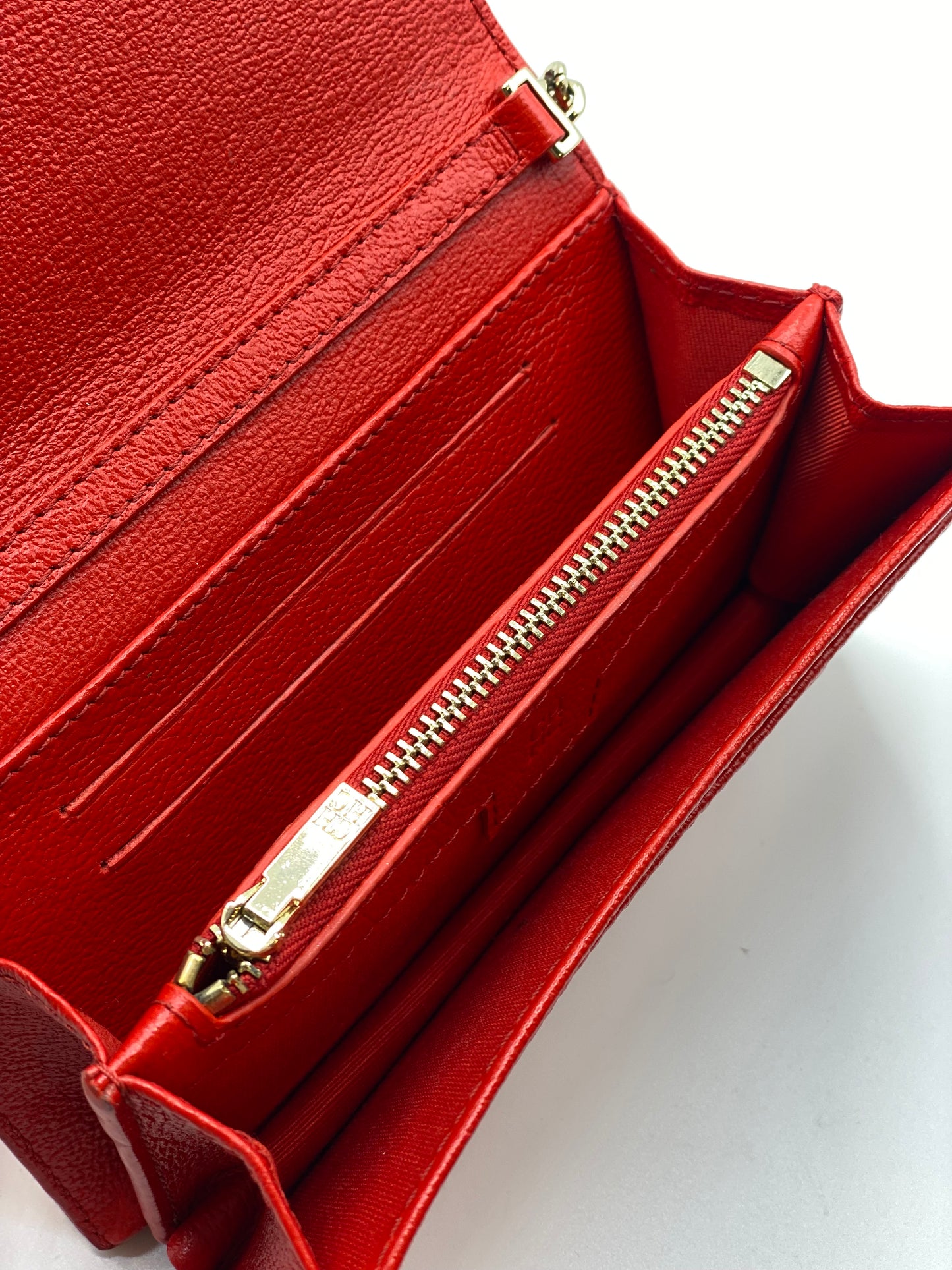 Mini Bandolera Carolina Herrera Wallet on Chain