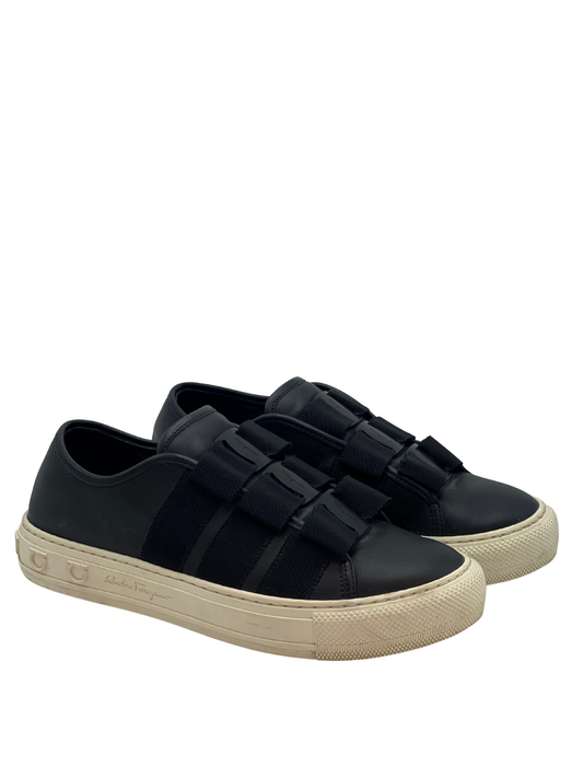 Champion Salvatore Ferragamo Vara Bow (7.5)