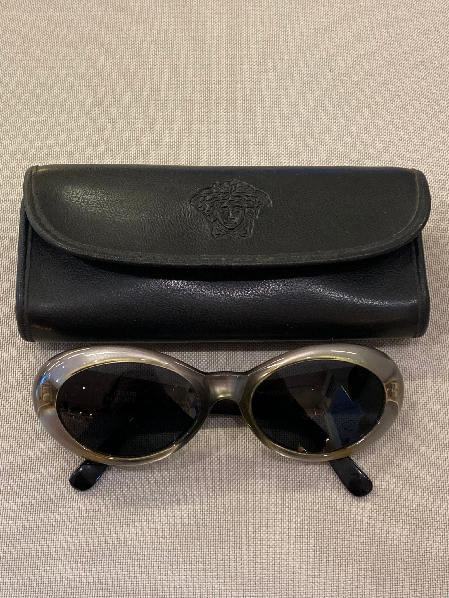 Lente de Sol Gianni Versace MOD.475/M