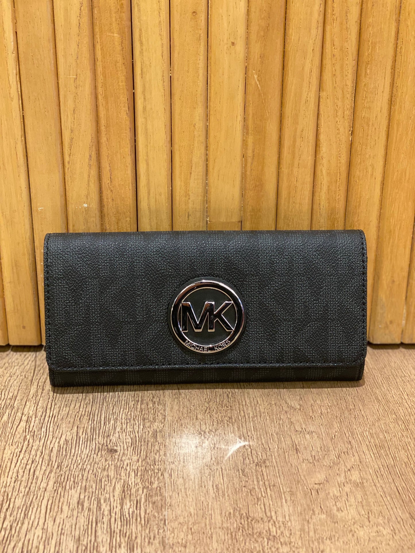 Billetera Michael Kors Monogram