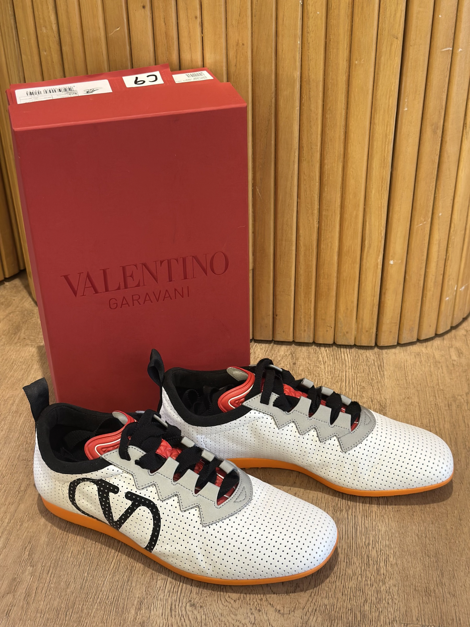 Champion Valentino Garavani Chromathon (38)