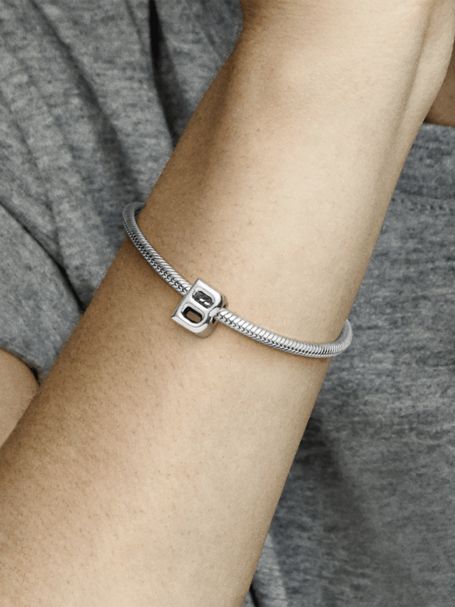 Charm Pandora Letra ¨B¨