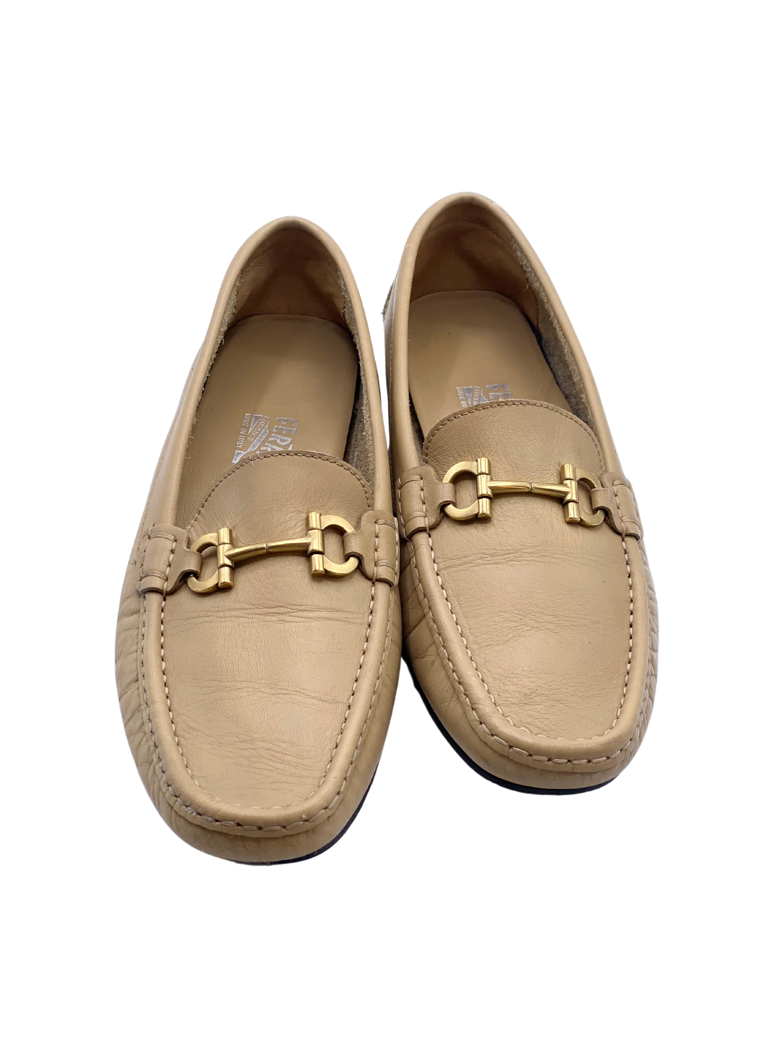 Mocasin Salvatore Ferragamo Gancini (39)