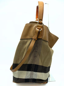 Cartera Burberry Ashby Hobo Bag