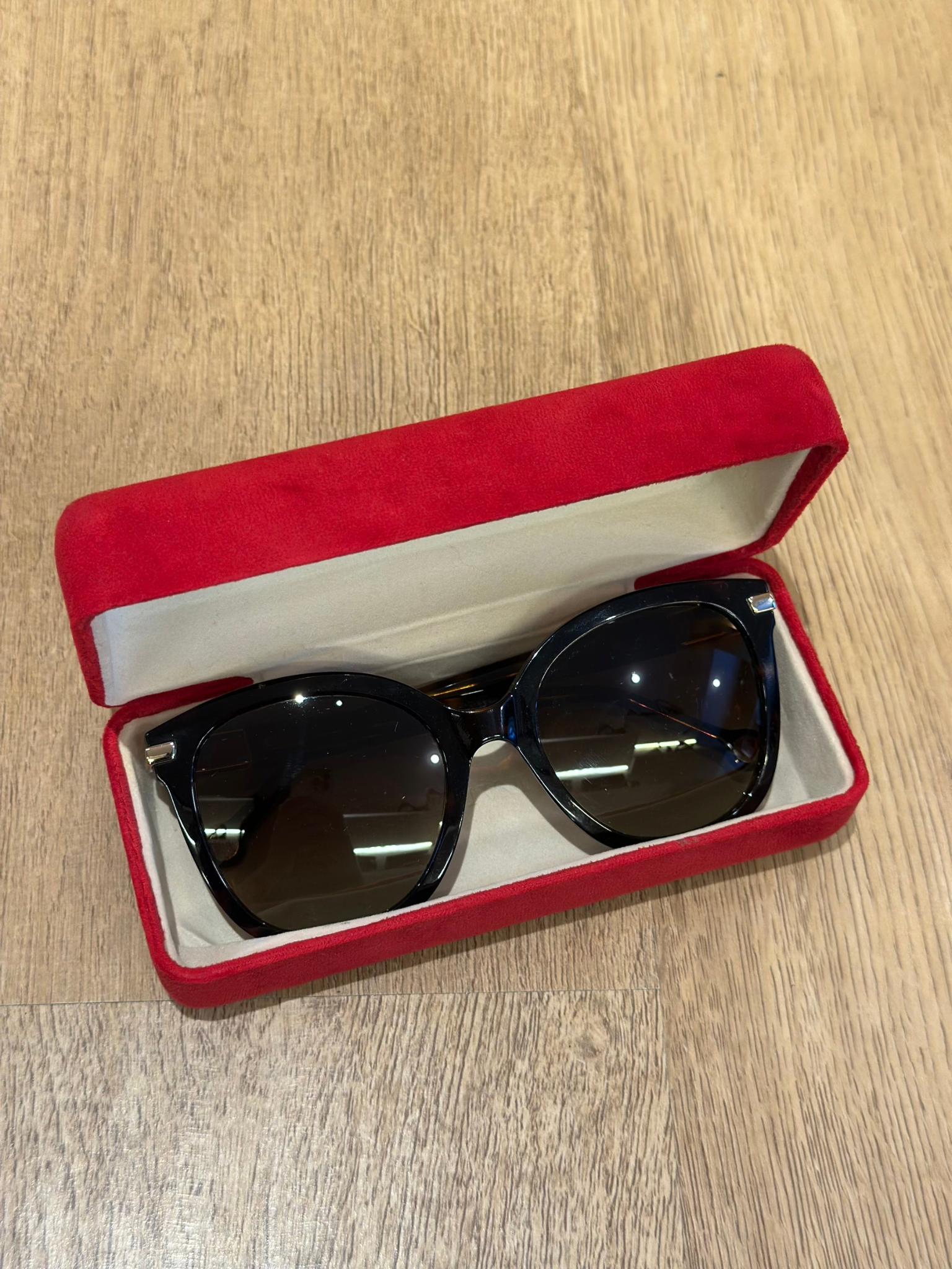 Lente de Sol Carolina Herrera HER 0134/S