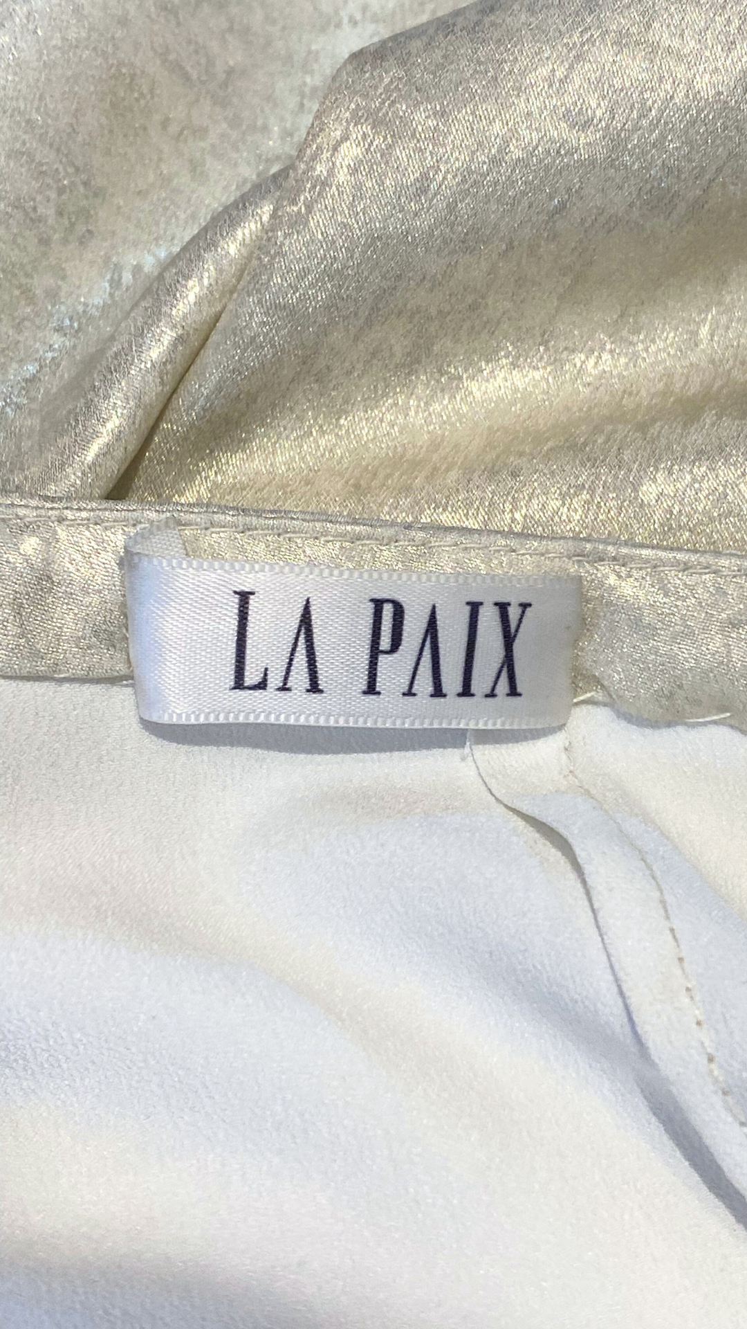 Vestido Flor Cut Out La Paix (Talle S)