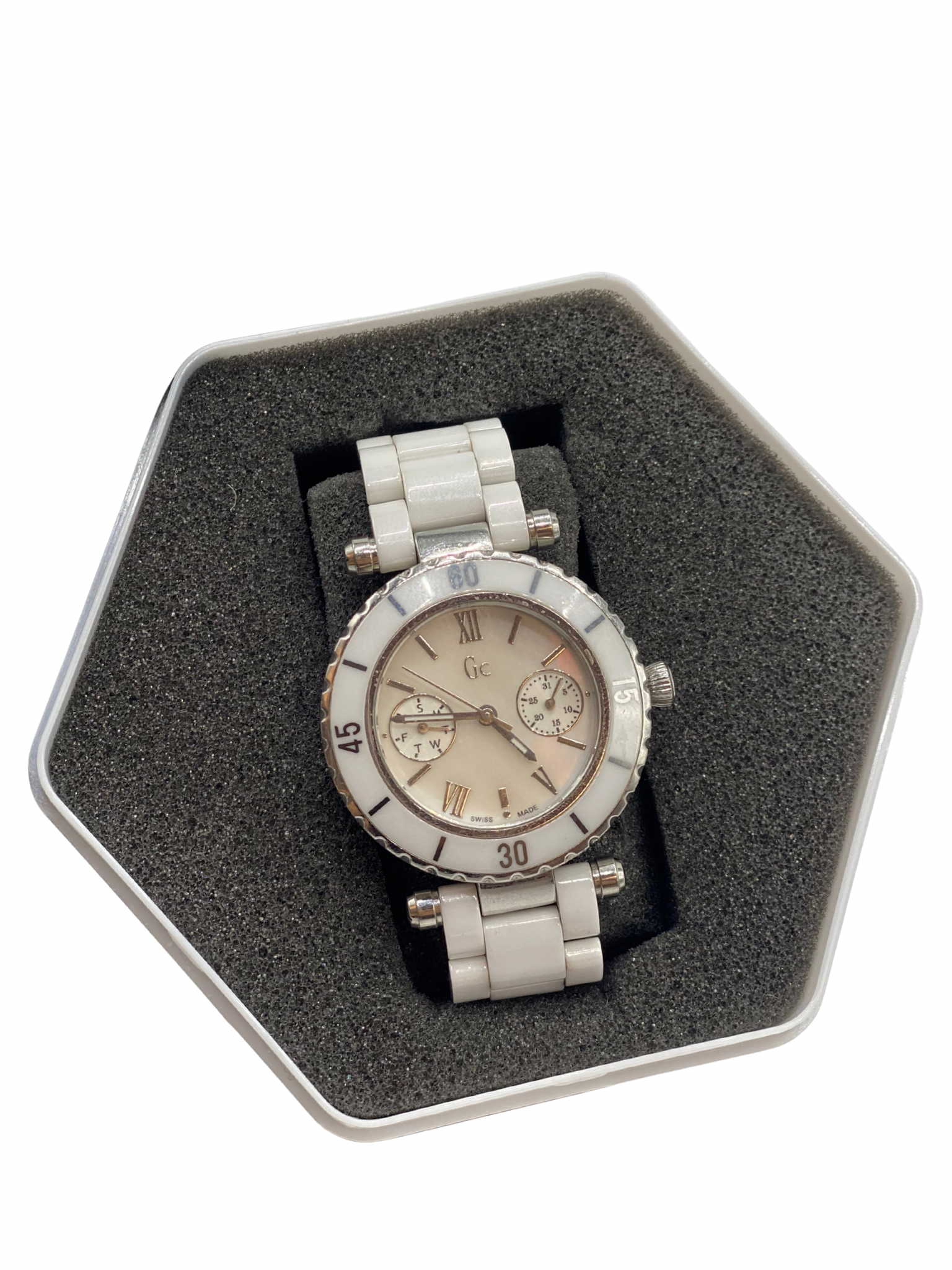 Reloj Blanco Guess Collection Go Diver Chic