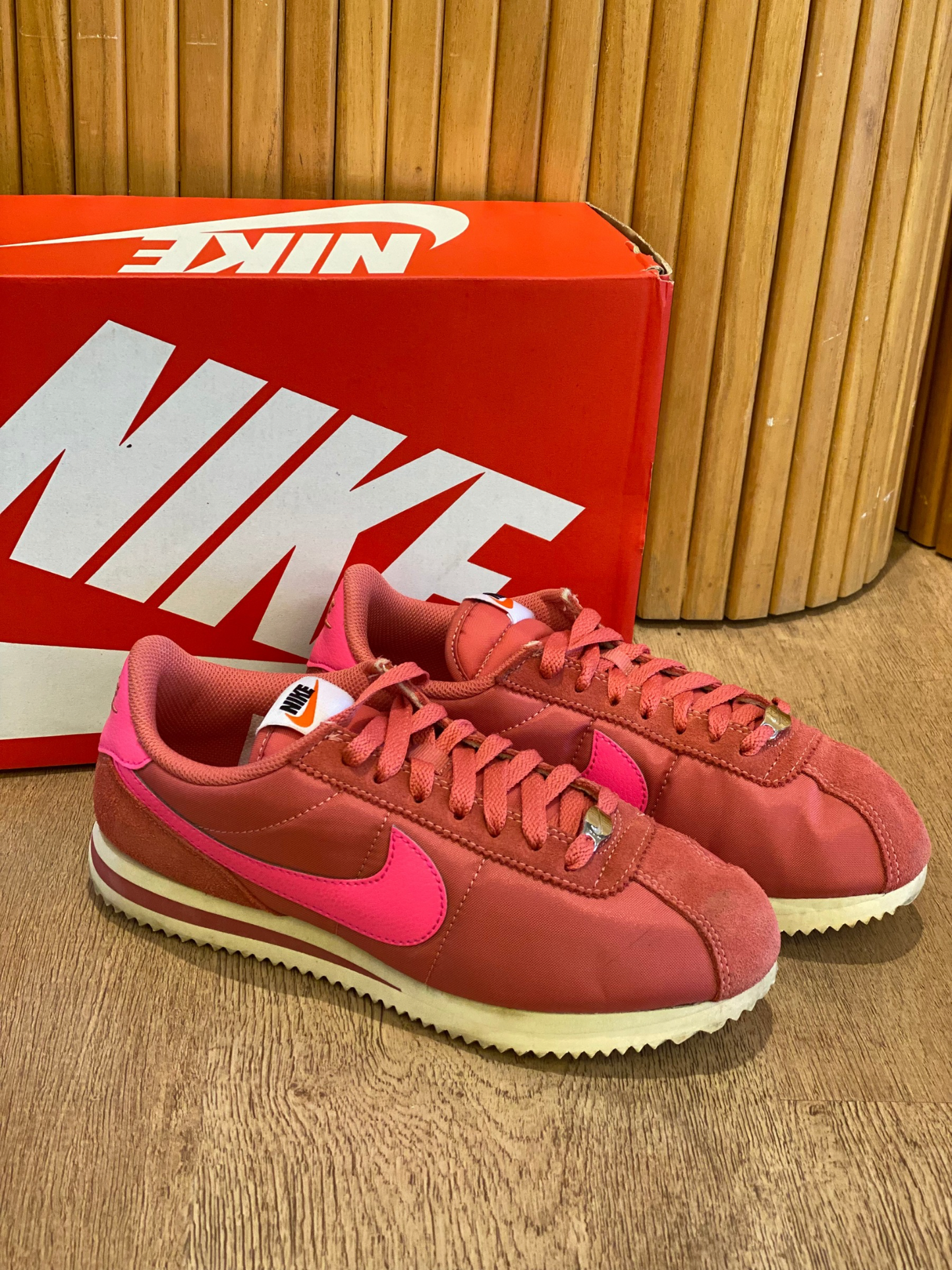 Champion Rosado Nike Cortez Textile (7.5)