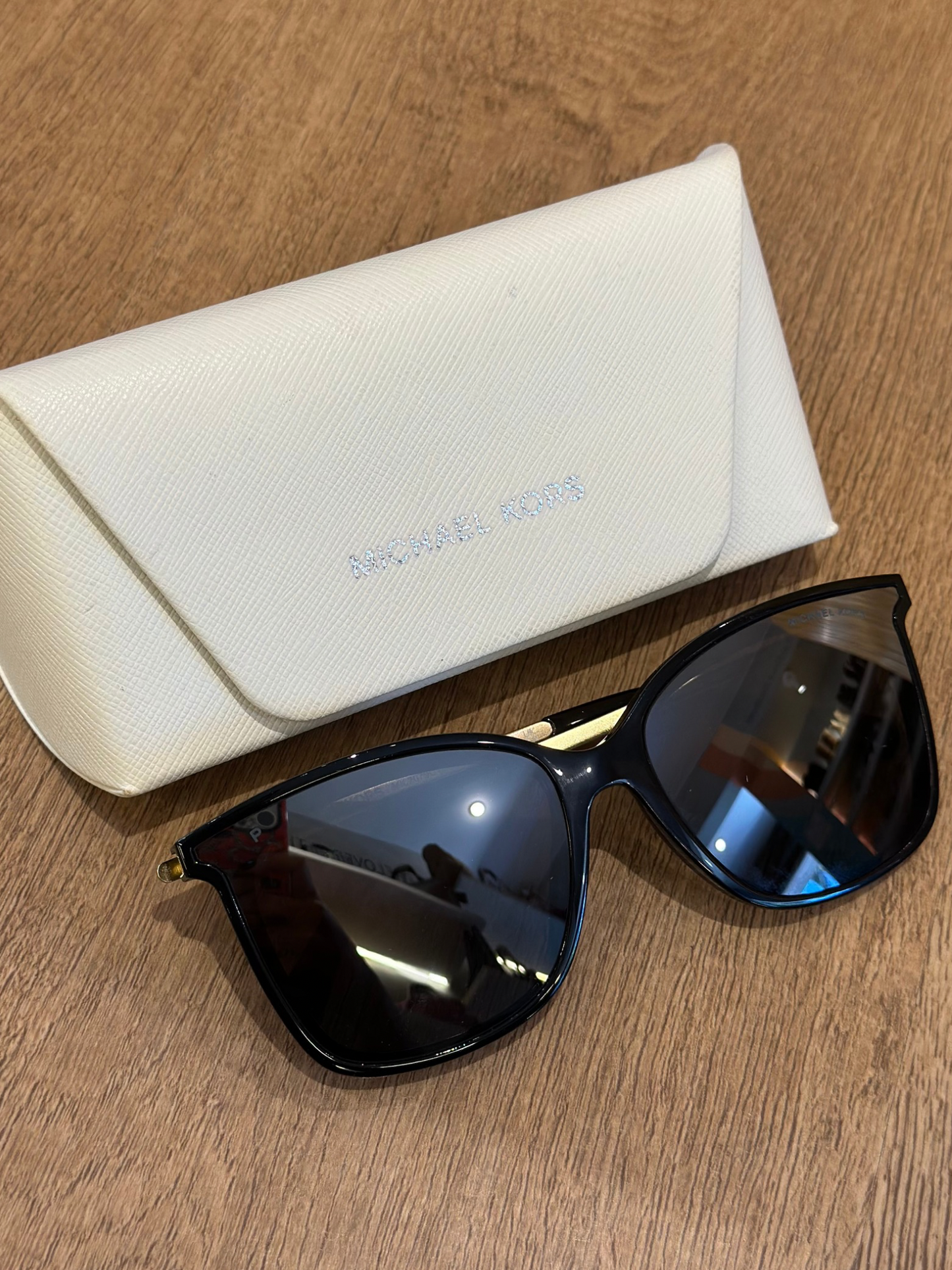 Lente de Sol Michael Kors 333282