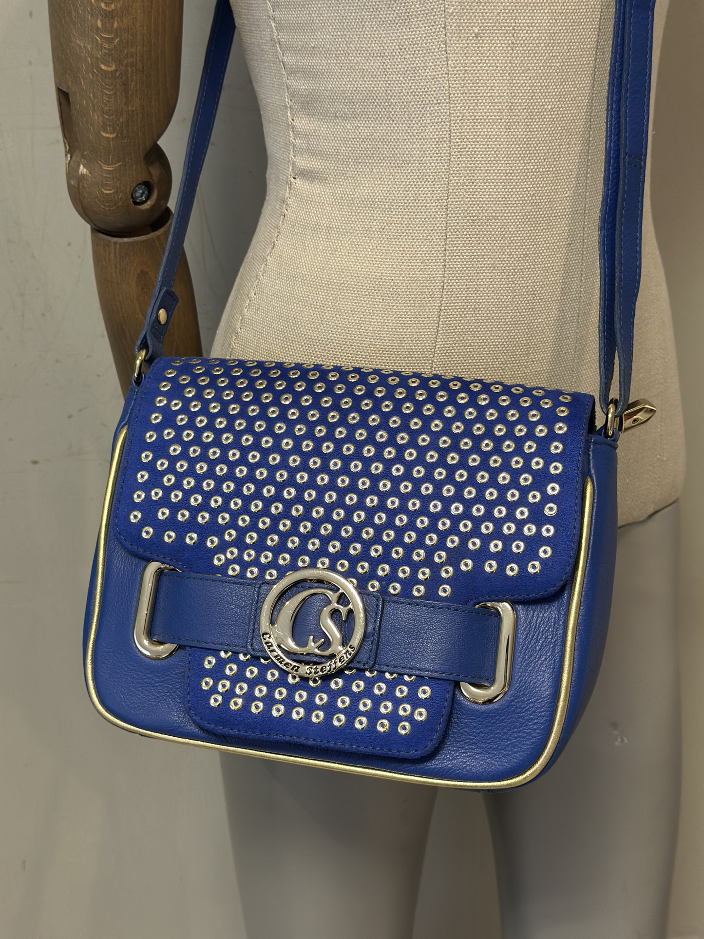Bandolera con Tachas Carmen Steffens
