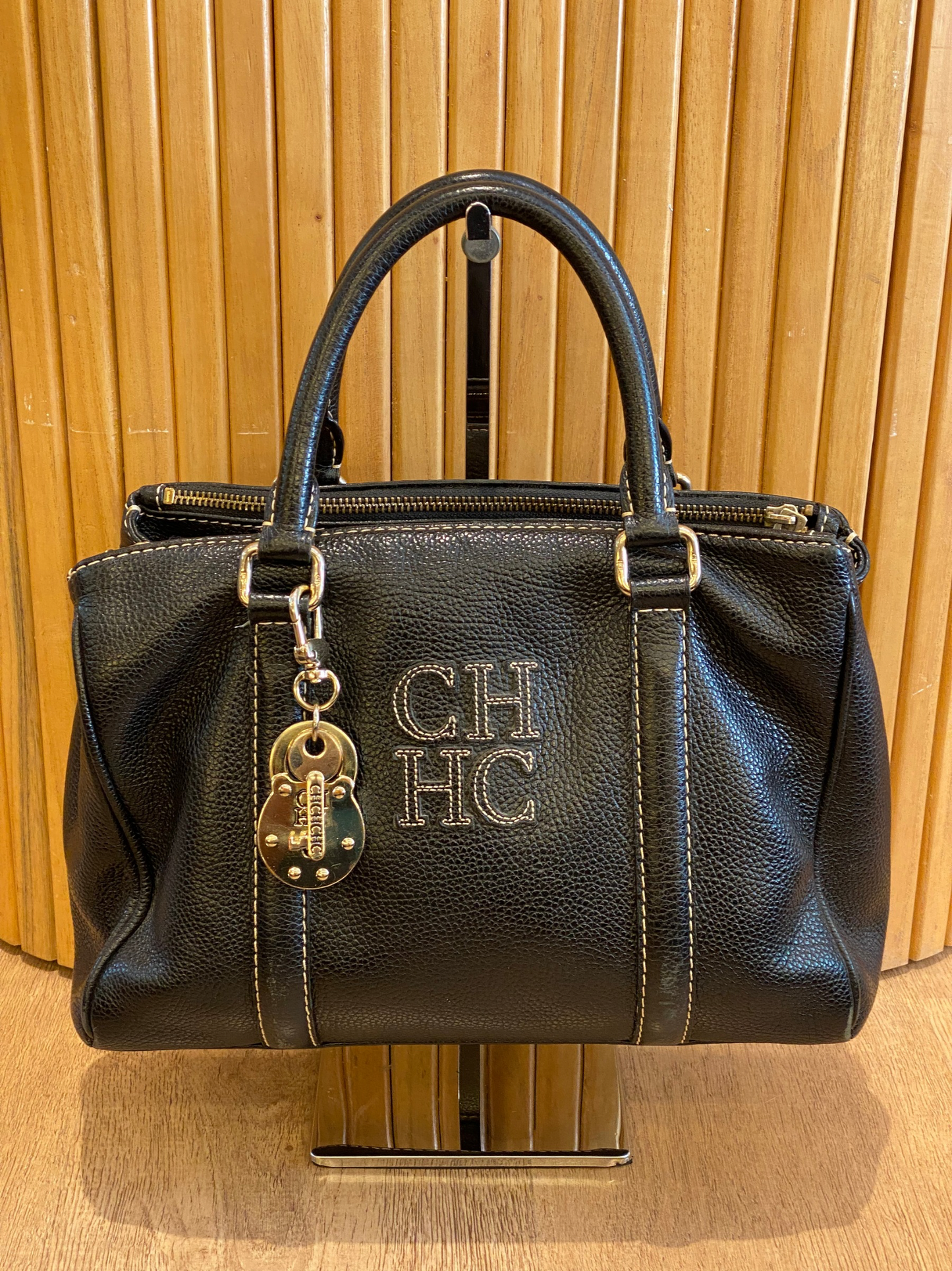 Bolso Negro Carolina Herrera Small Matteo