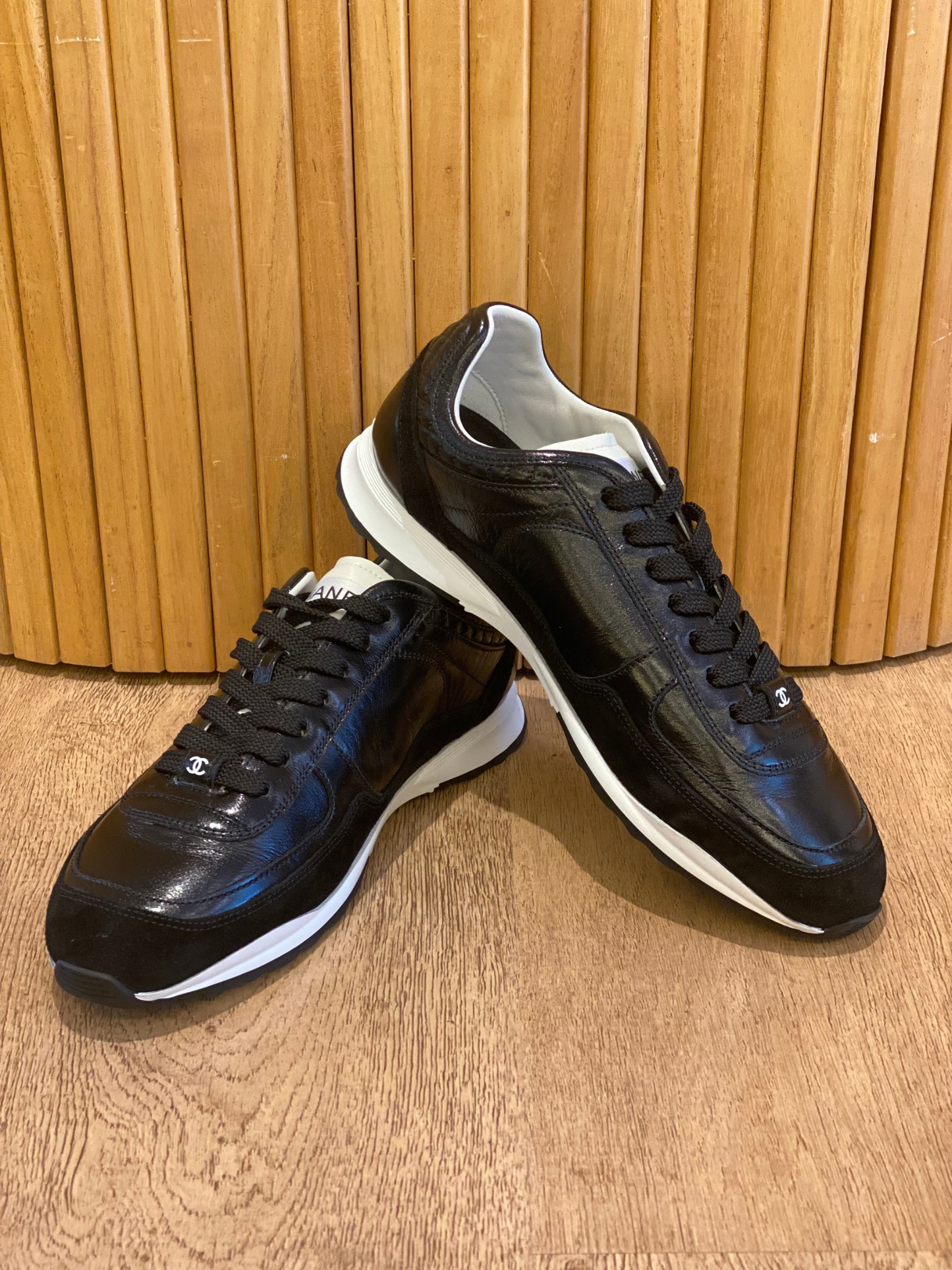 Champion Negro Chanel (Talle 38)