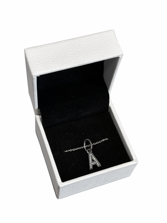 Collar con Charm Pandora ¨A¨