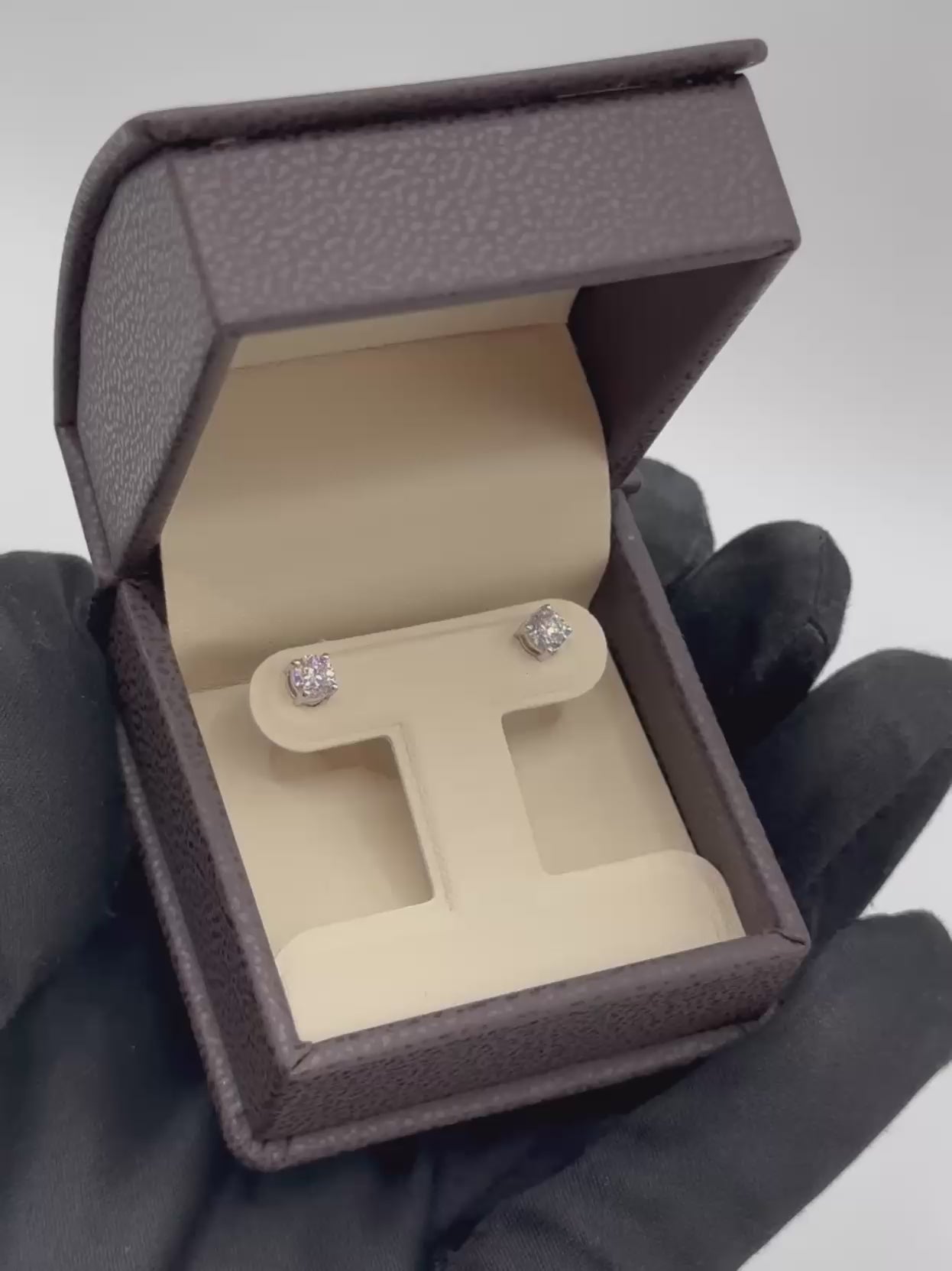 Aros Stud Oro 14k con Diamantes de Laboratorio