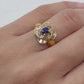 Anillo Statement Floral en Oro Amarillo 18k con Zafiro