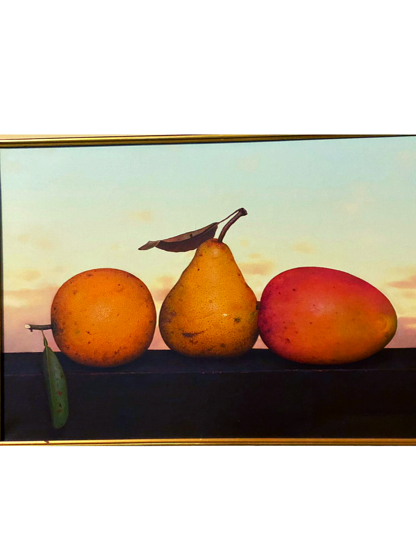 Cuadro "Frutas Subrealistas" de Sebastián Diaz 59 x 59 cm.