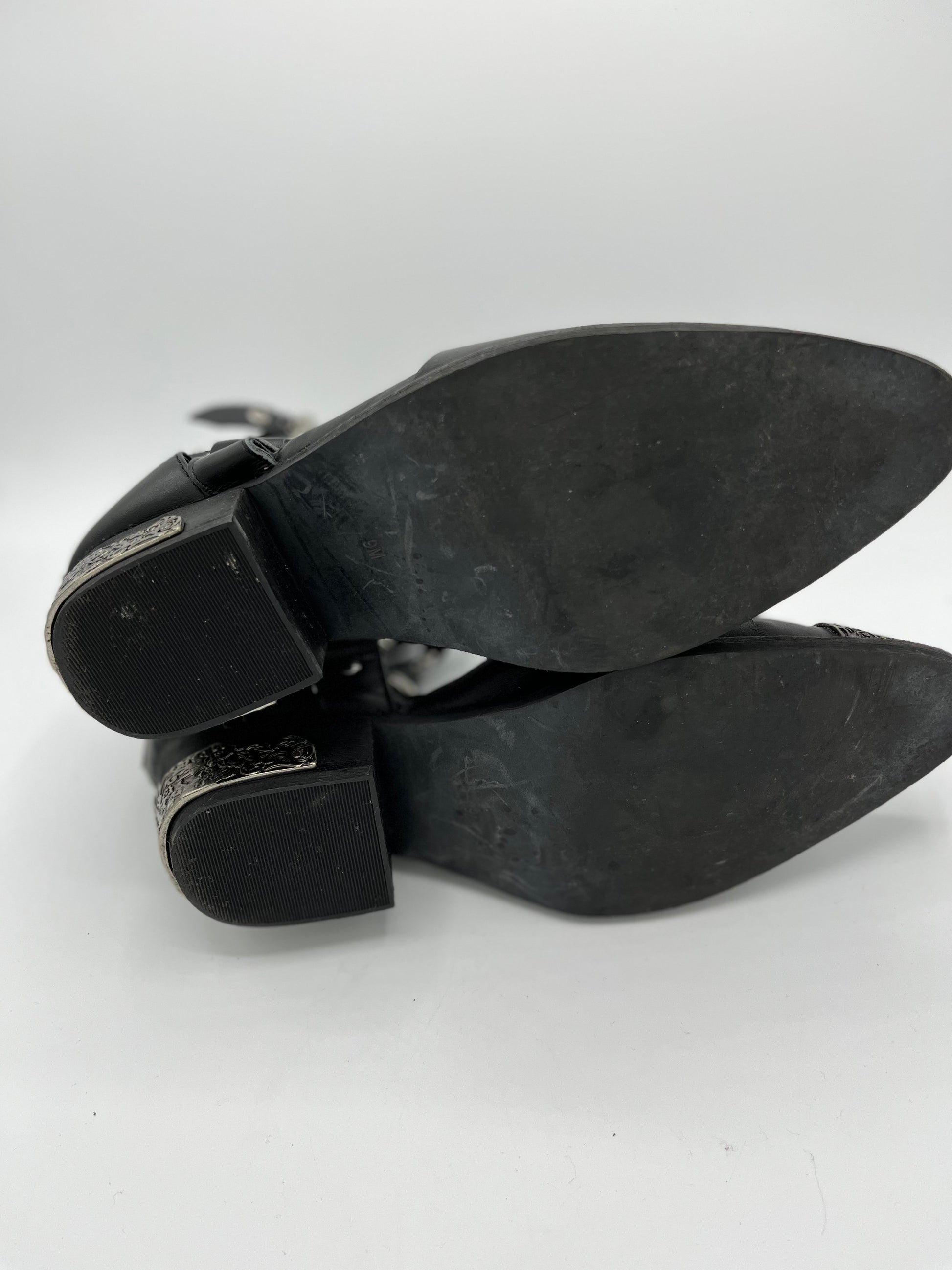 Temeku 2025 jeffrey campbell