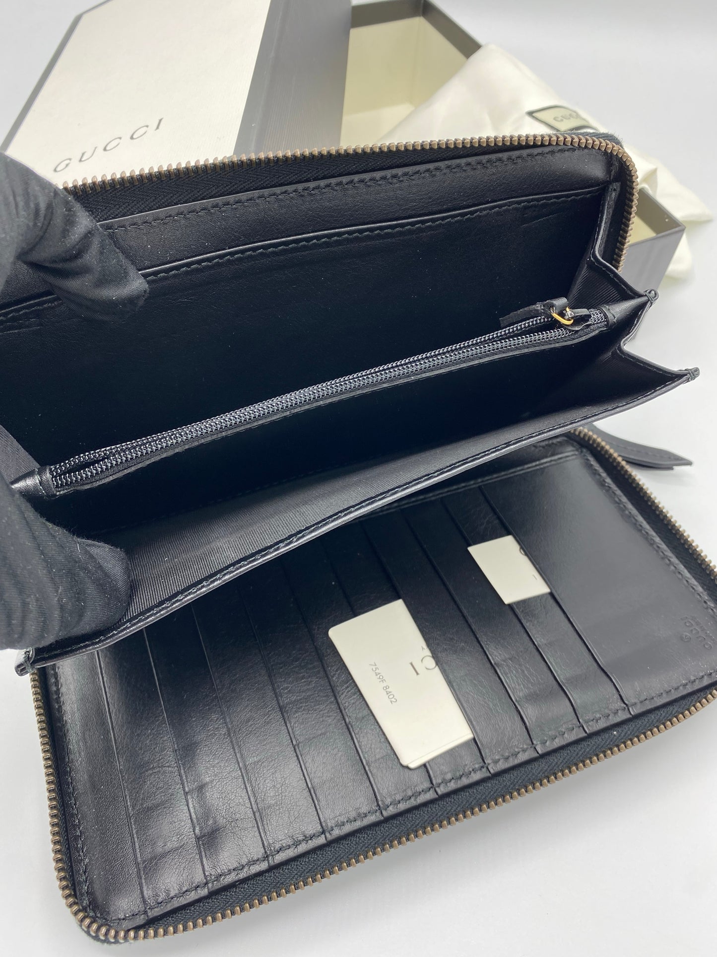 Billetera Gucci GG Marmont zip around wallet